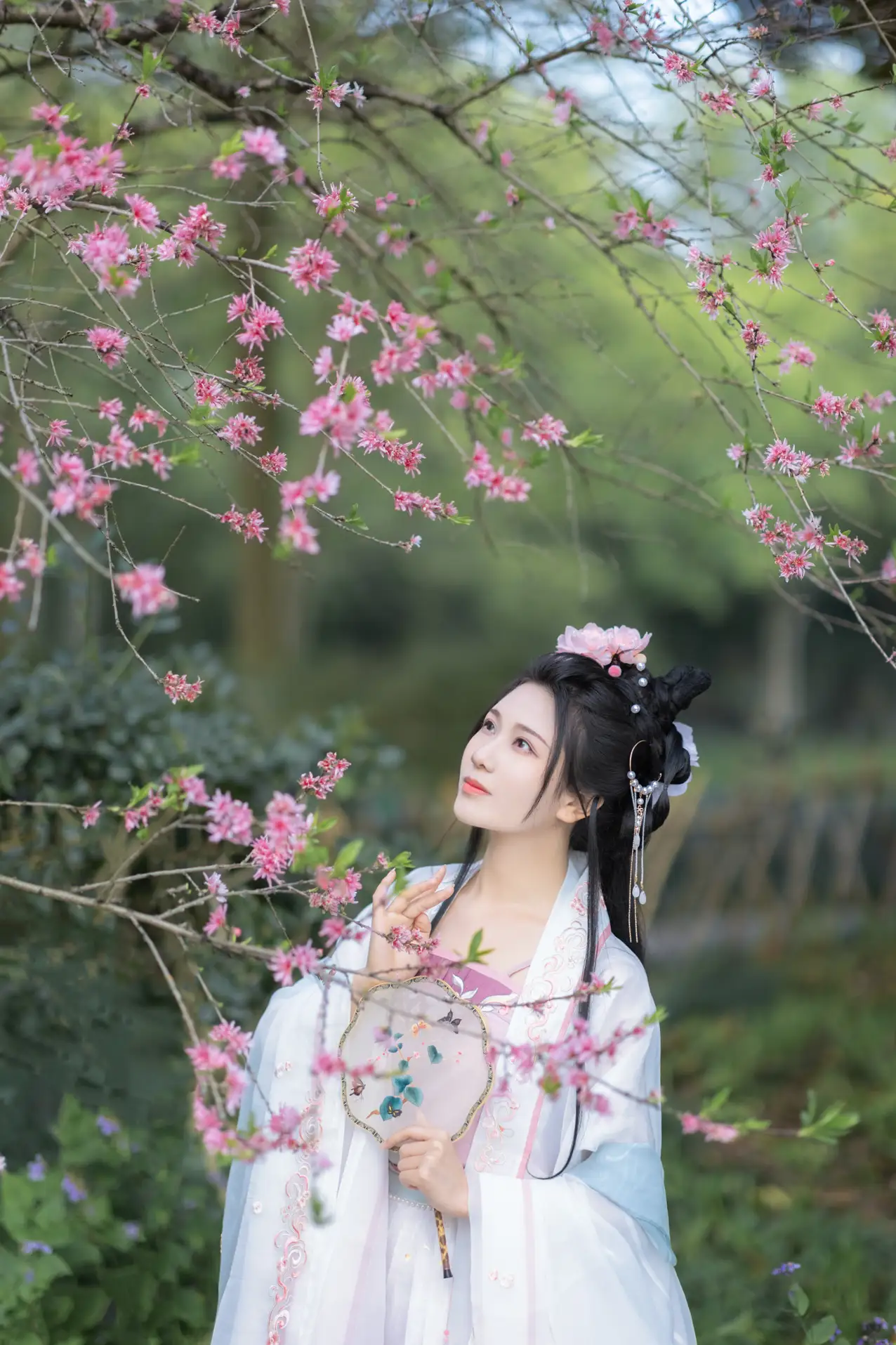 [YITUYU] 2022.06.04 Vol.1077 – Flower Room Ajun#[34P]-17